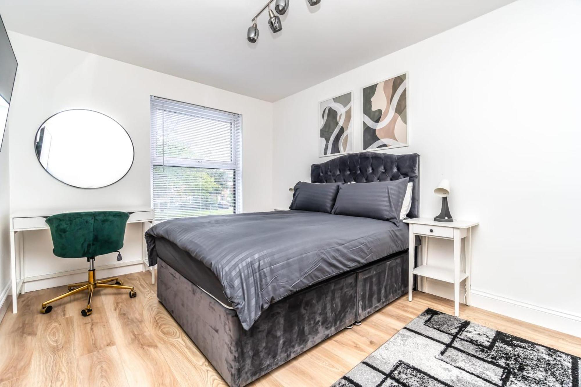 Cosy Guest House In Whitechapel Лондон Екстериор снимка