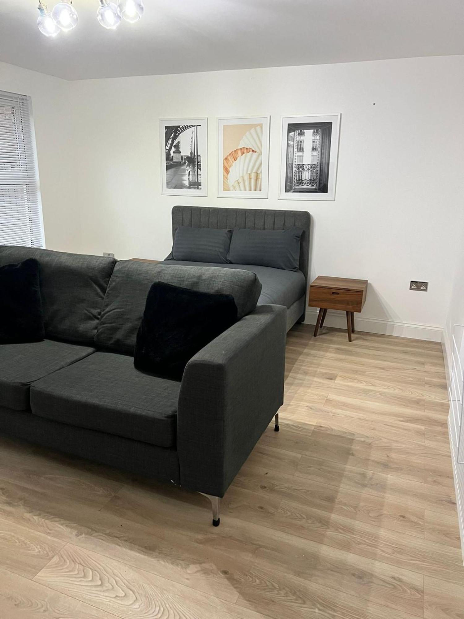 Cosy Guest House In Whitechapel Лондон Екстериор снимка